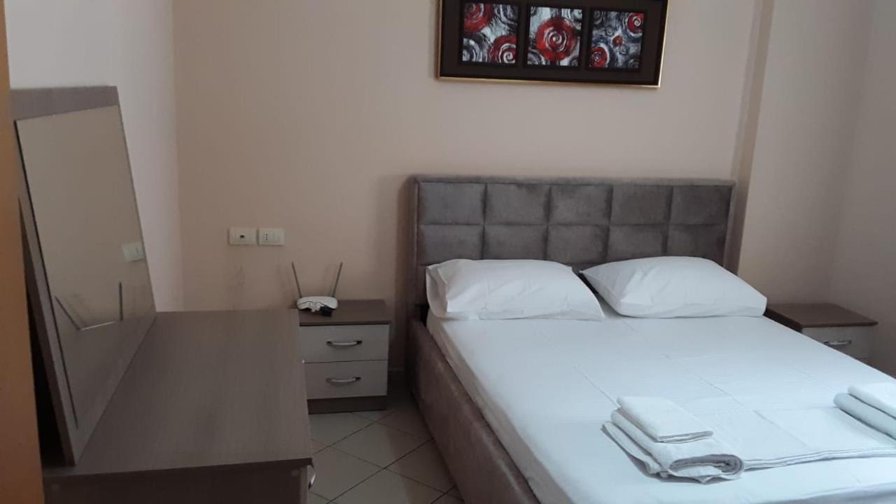 Lungomare Apartament Sea View Vlorë Extérieur photo