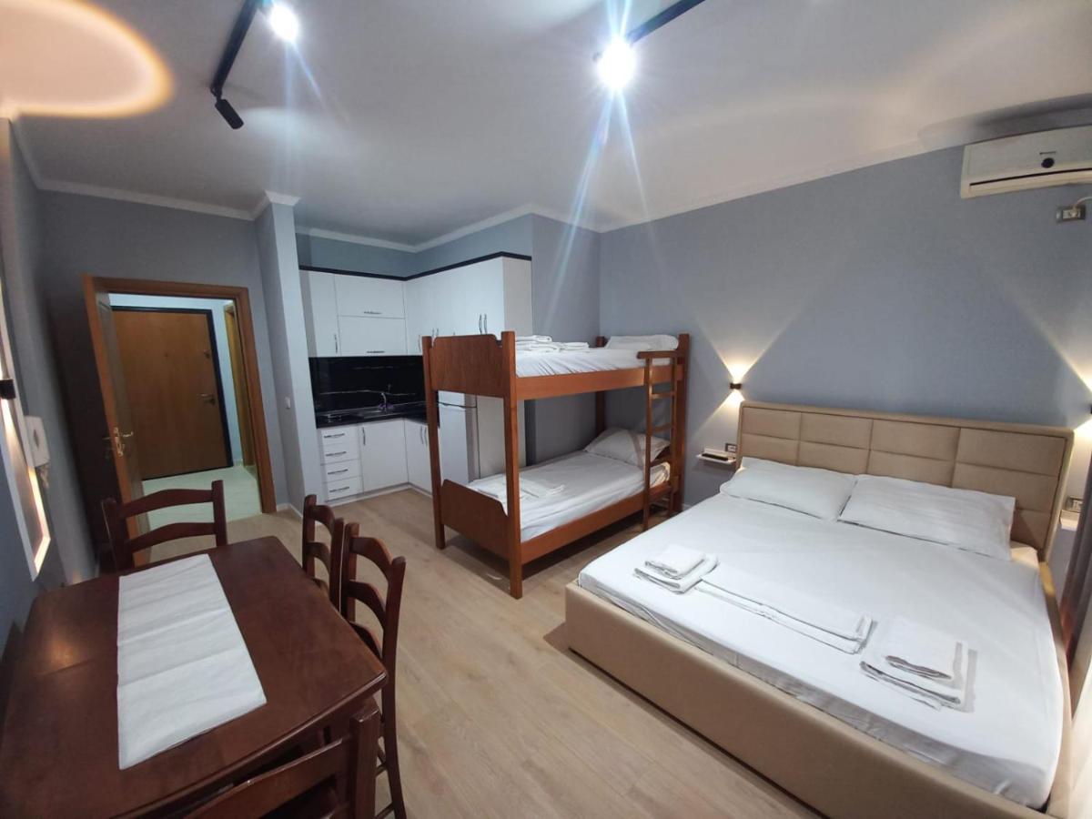 Lungomare Apartament Sea View Vlorë Extérieur photo