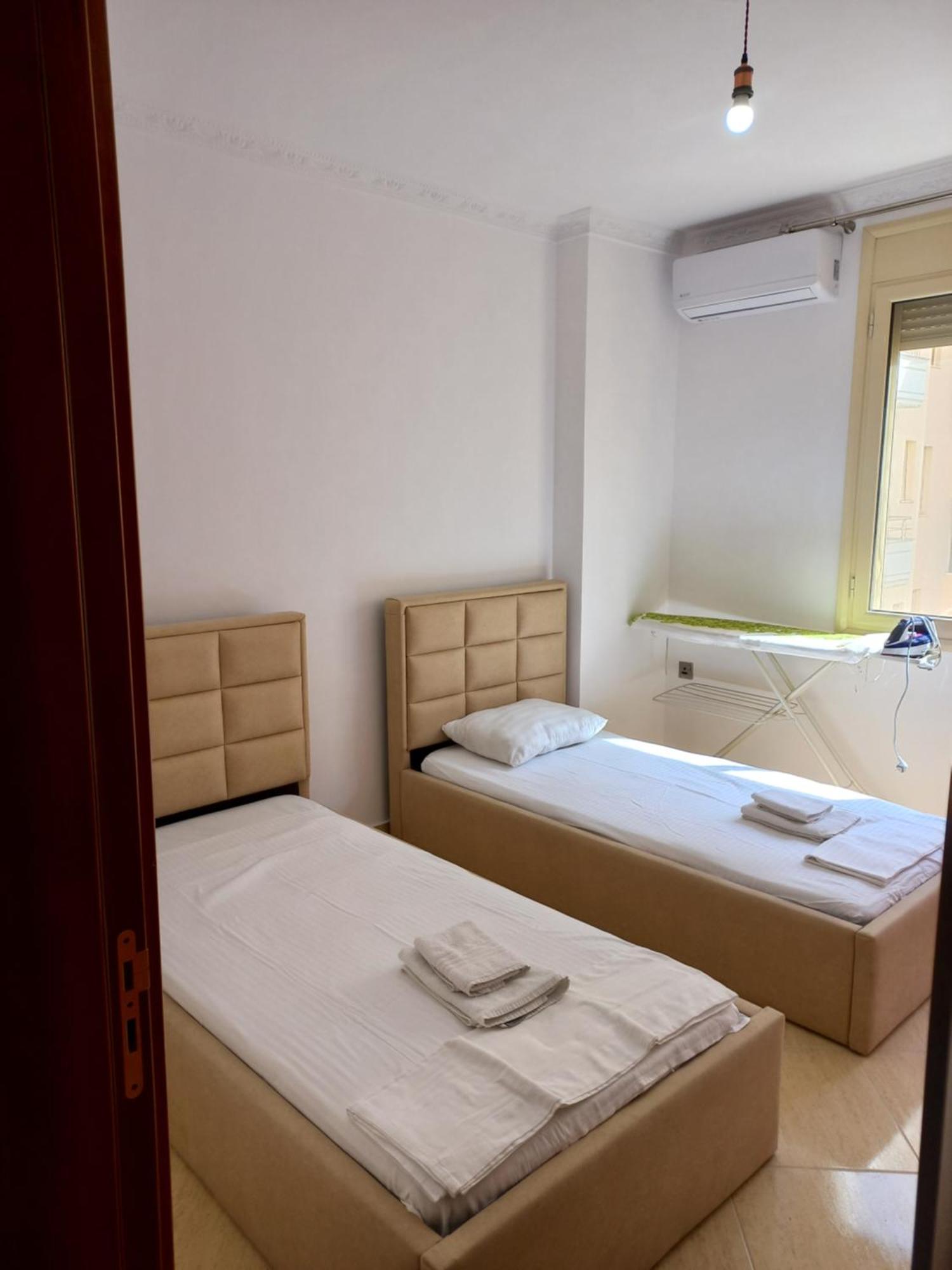 Lungomare Apartament Sea View Vlorë Extérieur photo