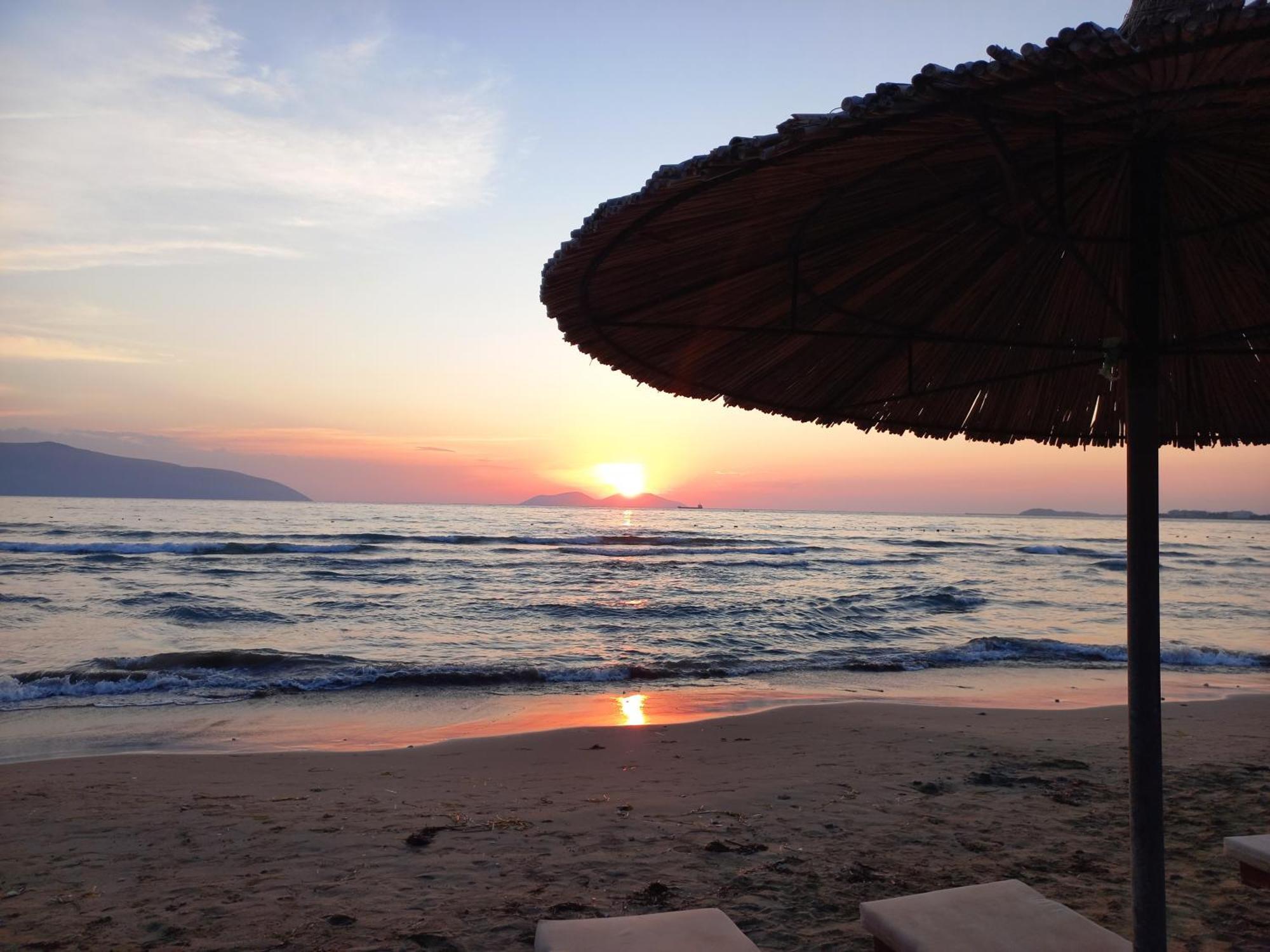 Lungomare Apartament Sea View Vlorë Extérieur photo